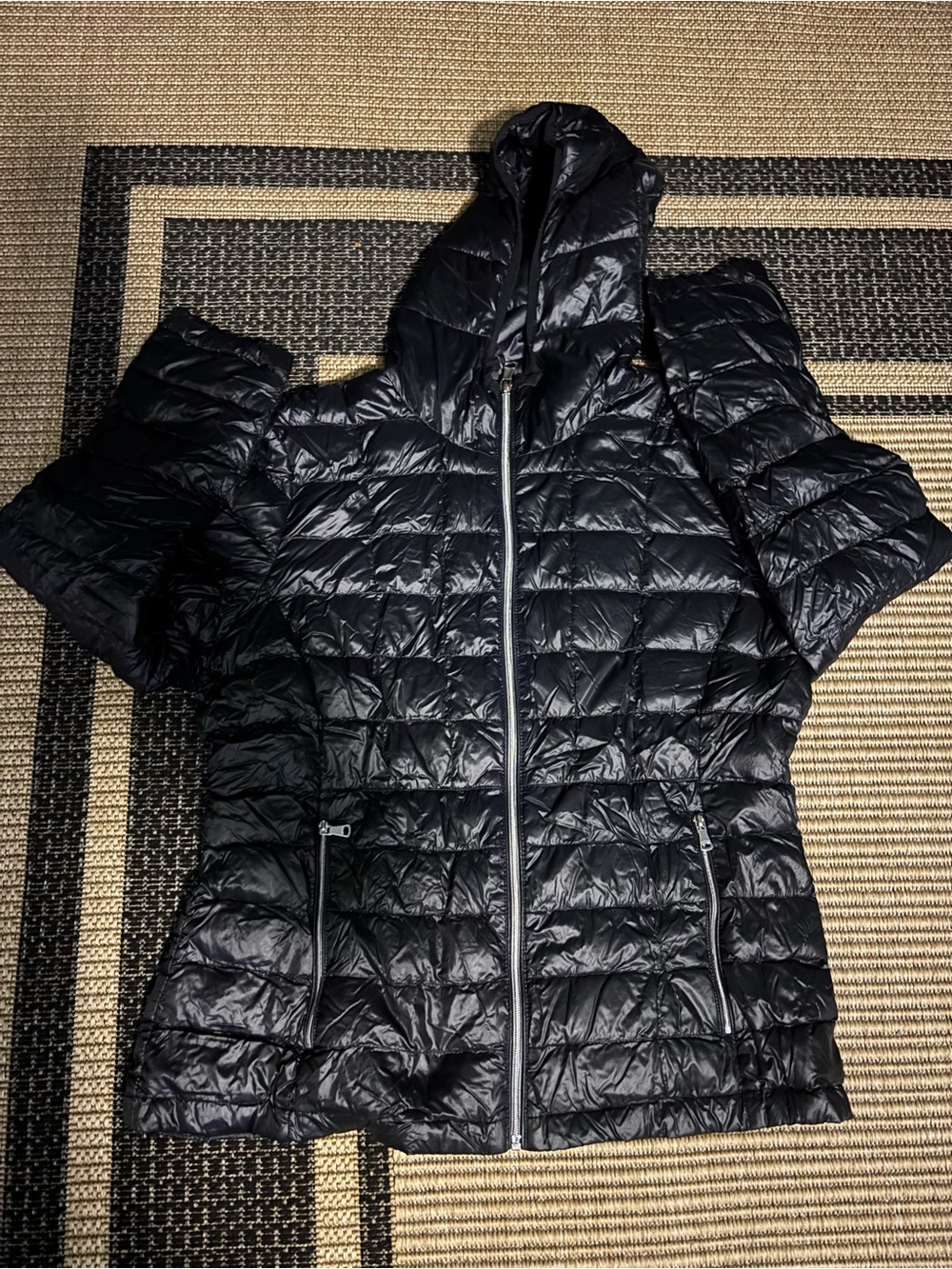 Calvin Klein Black Short-Sleeve Packable Puffer Jacket with Hood